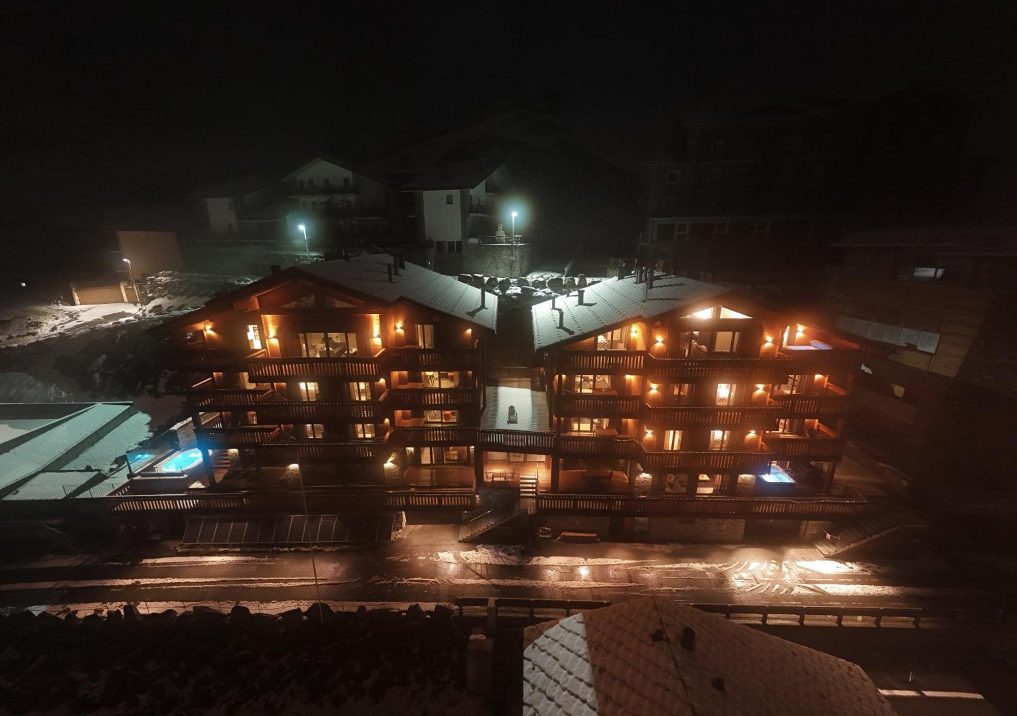 La Cresta Chalet Breuil-Cervinia Exterior photo