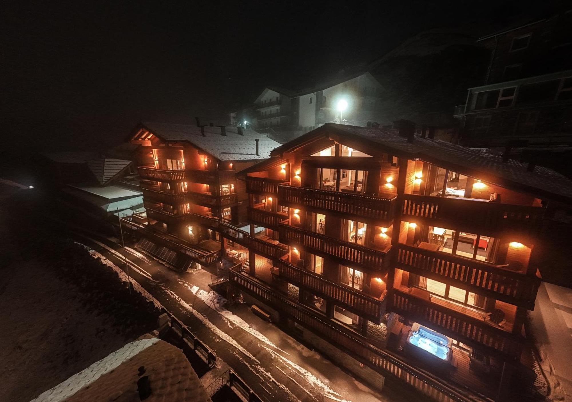 La Cresta Chalet Breuil-Cervinia Exterior photo
